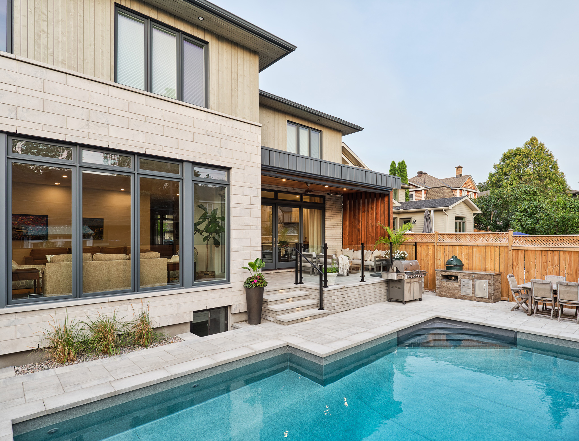 Maple Leaf Custom Homes